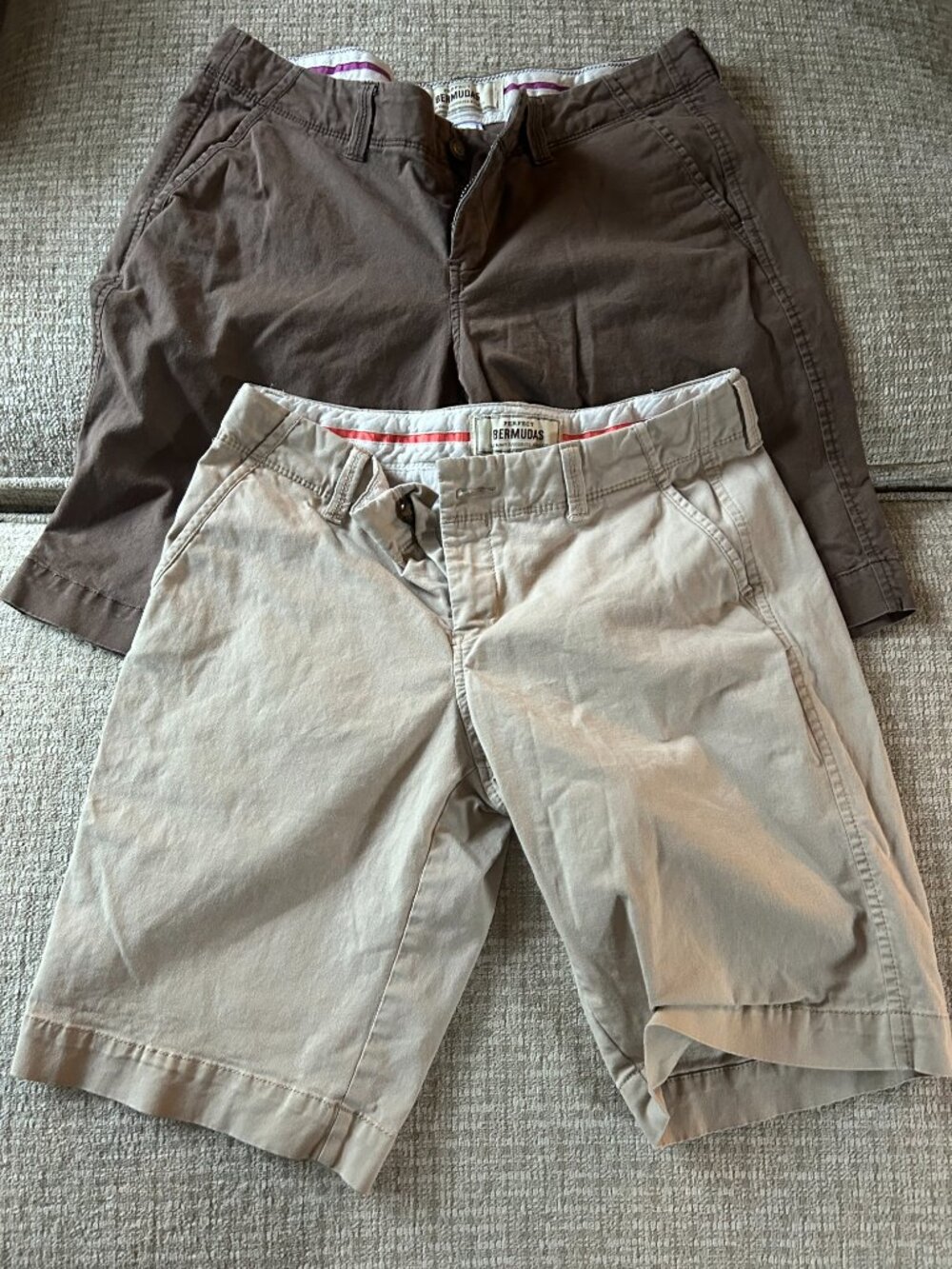 Old Navy Lot of 2 Low-Rise Bermuda Shorts - Size 4